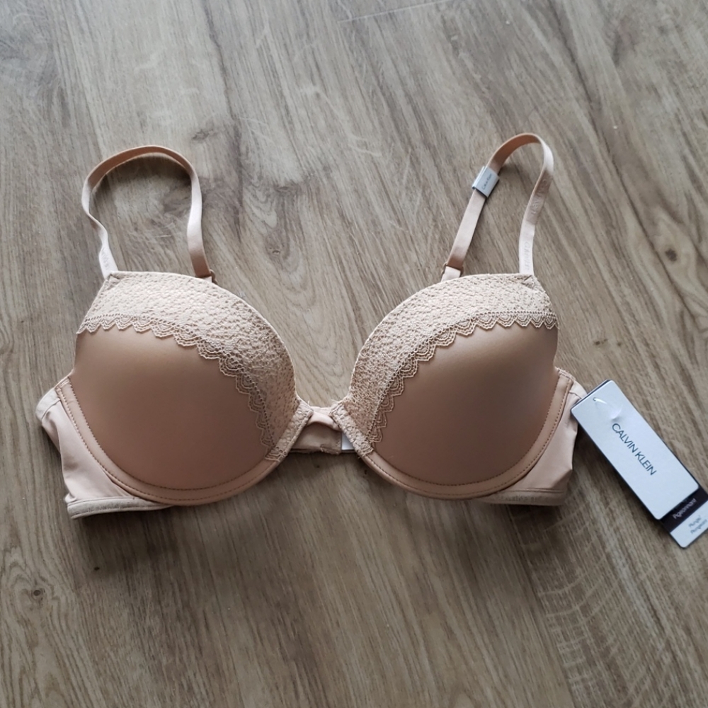 Calvin Klein 34C